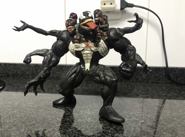 muñecos de venom