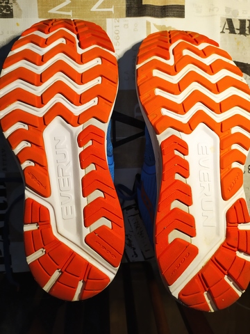 saucony guide 5 44