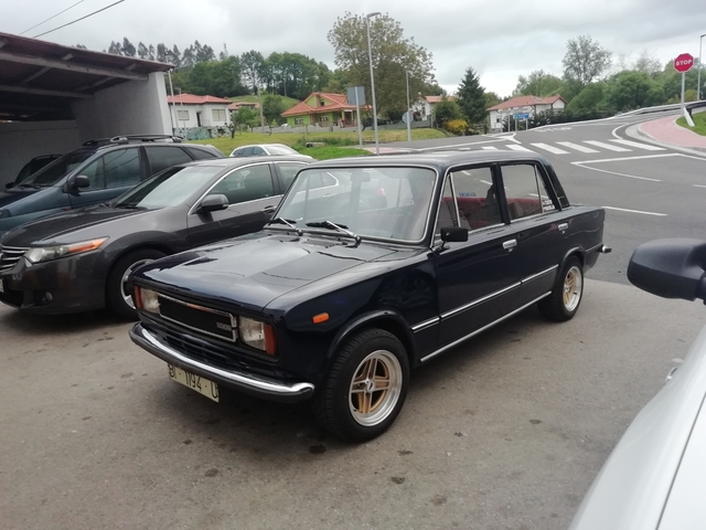 X4 Saab de Fibra de Carbono Aleación Centro De Rueda Centro Tapacubos 63 mm 9-3 9-5 900 93 95