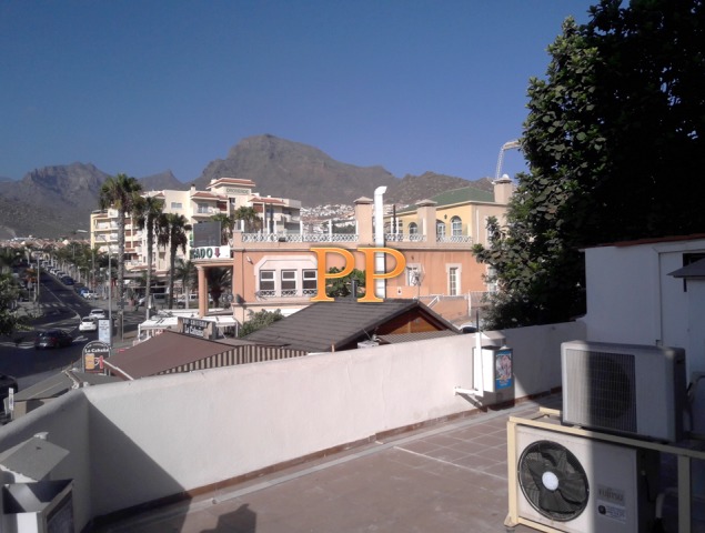 MIL ANUNCIOS.COM - Local en Esquina Terraza 45 m2 Vistas Avenida