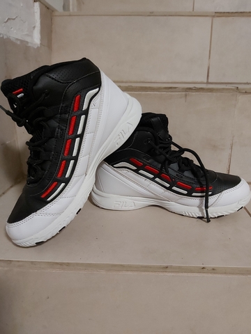 zapatillas estilo fila