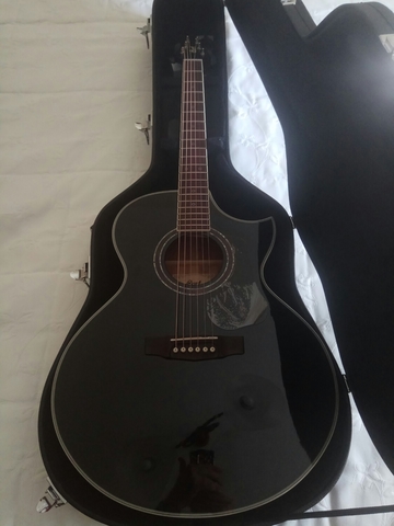 Milanuncios - Guitarra electroacústica
