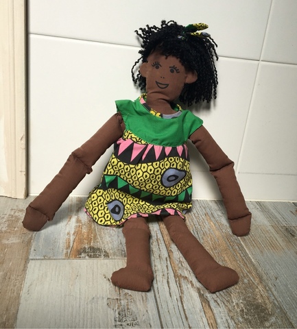 muñeca negra de trapo