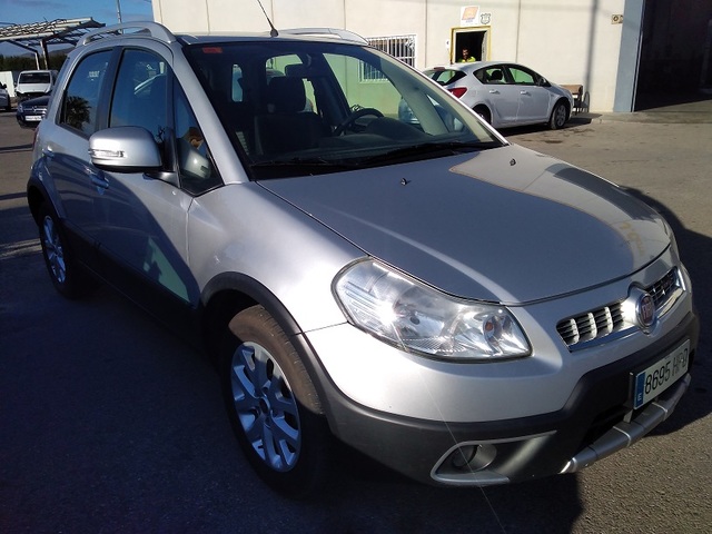 Suzuki sx4 fiat sedici