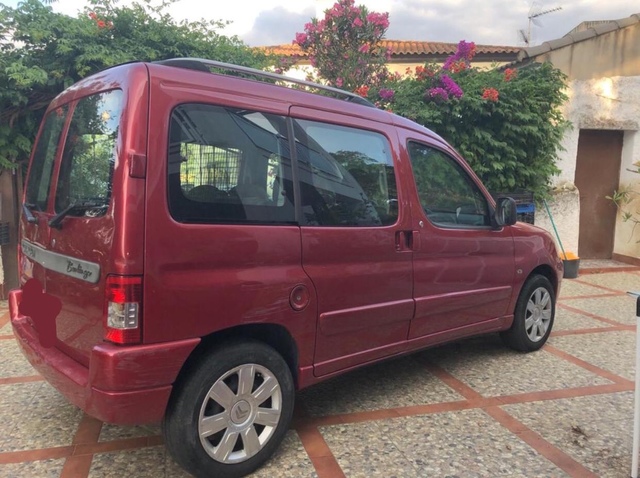 PAR Ford Transit MK2 RUEDA DELANTERA TENIENDO KIT 1978-1986.. QH.