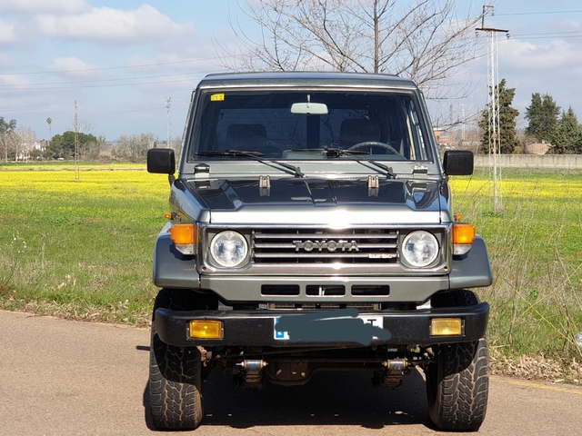 Toyota land cruiser 73