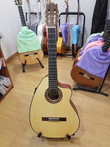 Milanuncios - Guitarra Flamenca Bros - Modelo Jopi.