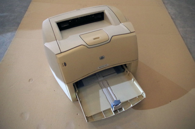 Hp laserjet 1300 не печатает