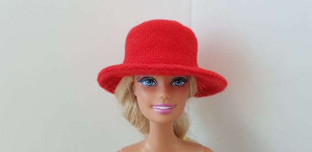 barbie con sombrero