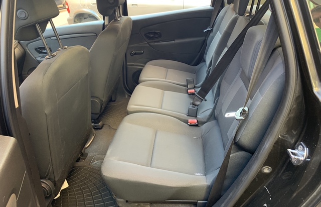 RENAULT - SCENIC 1. 6I - foto 8