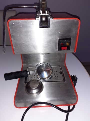 Cafetera espresso CM-1821 Minimoka ¡Compra aquí! | Taurus