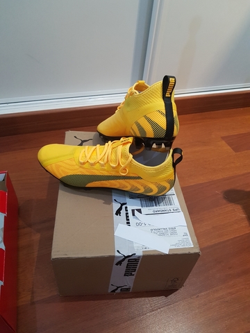 botas de futbol gama media