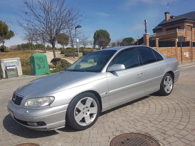 Opel omega 2