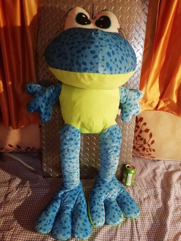 peluche rana gigante