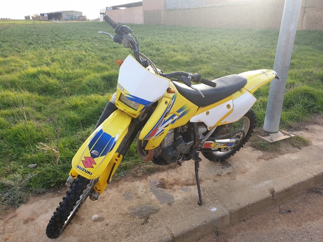 Renthal Completo Waffle grandes empuñaduras Se Ajusta Suzuki DRZ400SM todos los años