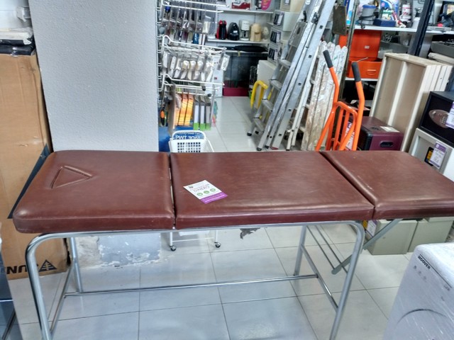 taburete largo y fibroso