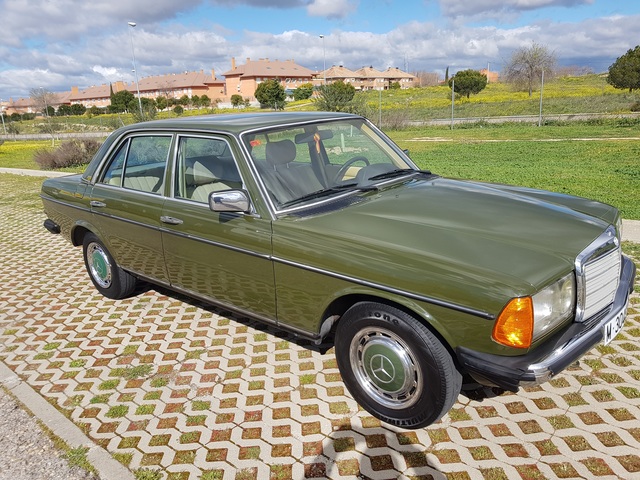 Suelo del suelo de chapa trasera izquierda para mercedes w123 s123 c123 todos los modelos