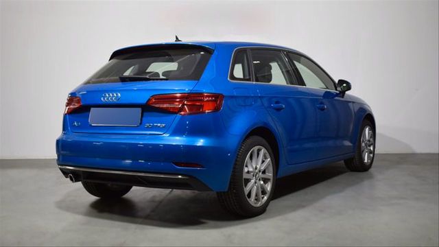 Negro Nombre del Color HIZH Cubierta De Asiento De Coche para Audi A3 8P Sportback 8L A4 A6 A5 Q5 Q7 Q3 Accesorios Cubiertas para El Asiento del Veh/íCulo