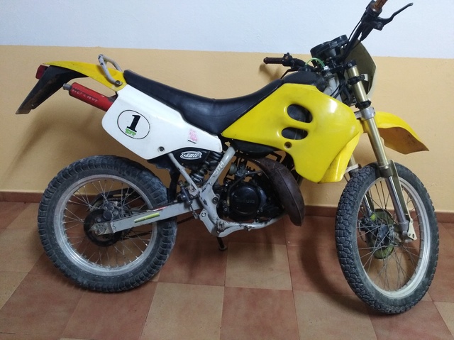 Suzuki rmx 50