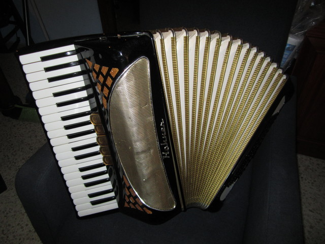 MIL ANUNCIOS.COM - Acordeon Hohner lucia