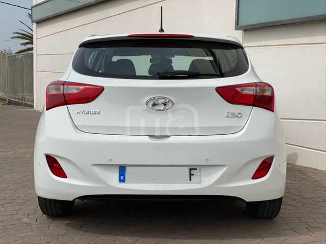 Radio CD mp3 hyundai i30 96160-2l200 961602l200 garantía 24 meses de