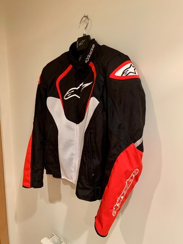 MIL ANUNCIOS.COM - Chaqueta de moto de chica Segunda mano y anuncios  clasificados