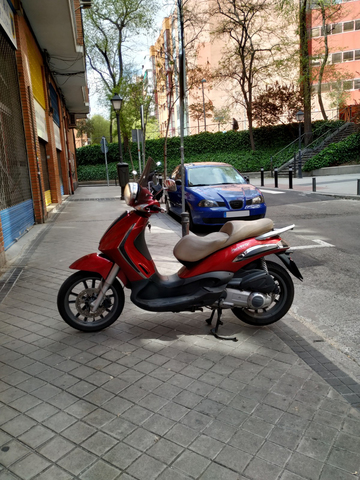 Beverly Tourer E3 125 250 400 LUZ TRASERA COMPLETA ORIGINAL