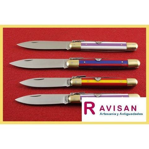 NAVAJA BANDOLERA CARRACA MADERA NATURAL STAMINA ROJA HOJA 11 CM