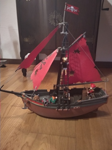 barco pirata juguete playmobil