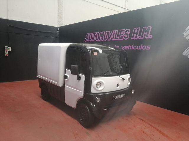 MAHINDRA - GENIO - foto 2