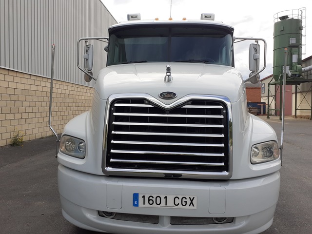 Mil Anuncios Com Camiones Americanos Compra Venta De Camiones Usados Camiones Americanos Todo Tipo De Camiones De Segunda Mano Camiones Americanos Iveco Pegaso Man Renault Nissan