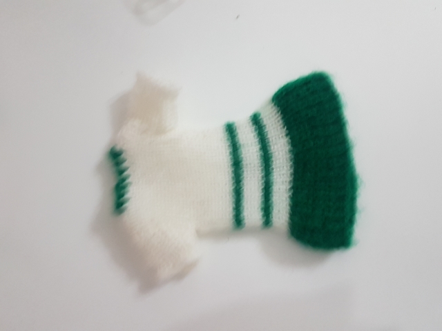 Laminado copia. Ropa de muñecas Tejer patrón V Muñeca 147 12/" Muñeca