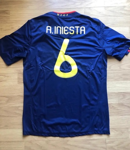 MIL  - Camiseta España mundial 2010 A.INIESTA