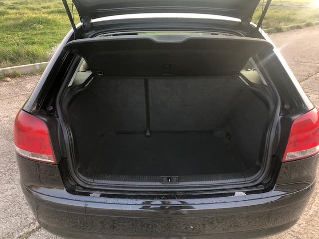 AUDI - A3 1. 6 - foto 4