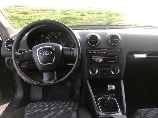 AUDI - A3 1. 6 - foto 5