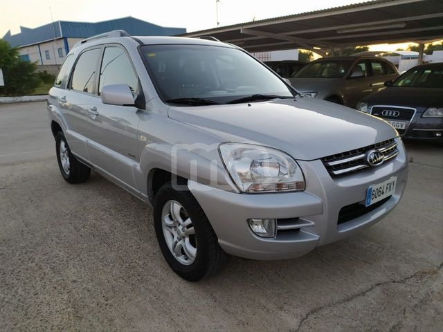 KIA - SPORTAGE 2. 0 CRDI VGT ACTIVE 4X4 - foto 2
