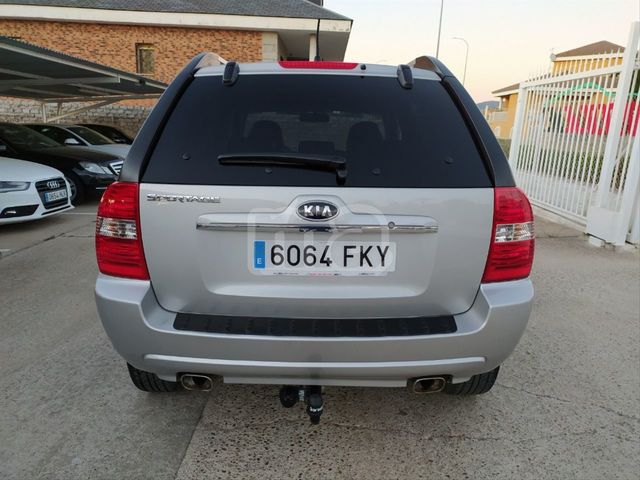 KIA - SPORTAGE 2. 0 CRDI VGT ACTIVE 4X4 - foto 4