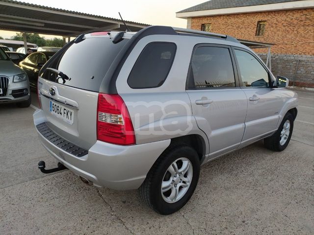KIA - SPORTAGE 2. 0 CRDI VGT ACTIVE 4X4 - foto 7