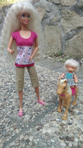 barbie con pony