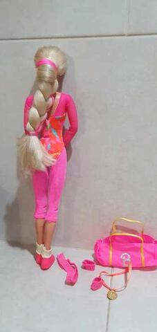 barbie gimnasta