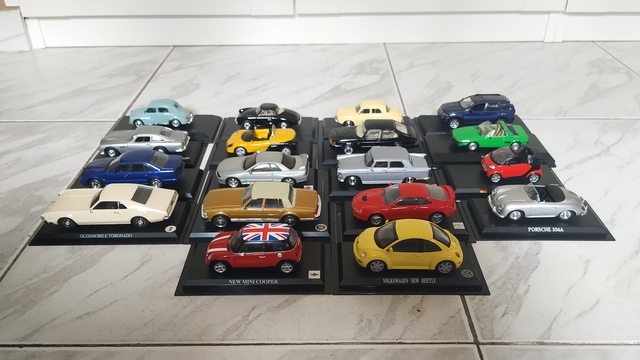 Toyota 7 coches de carreras blanco y rojo 1:43 del prado maqueta de coche