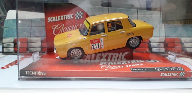 scalextric renault 8