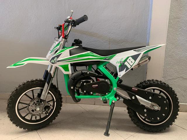 Cavis Carburador de Carreras de 2 Tiempos para 49Cc 50Cc 60 66 80Cc Bicicleta Motorizada Bicicleta