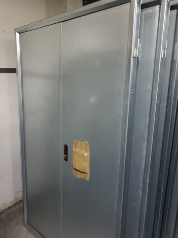 MIL ANUNCIOS.COM - Puerta galvanizada de dos hojas