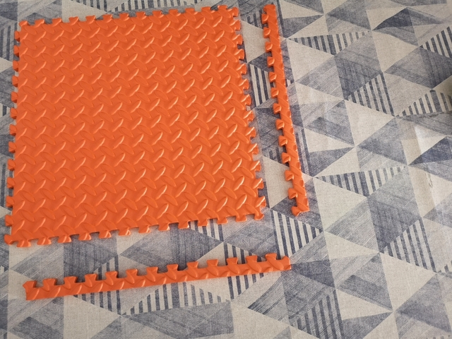 piezas puzzle suelo