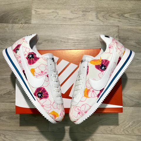 Nike Cortez Con Flores Flash Sales, UP TO 68% OFF | www.bravoplaya.com