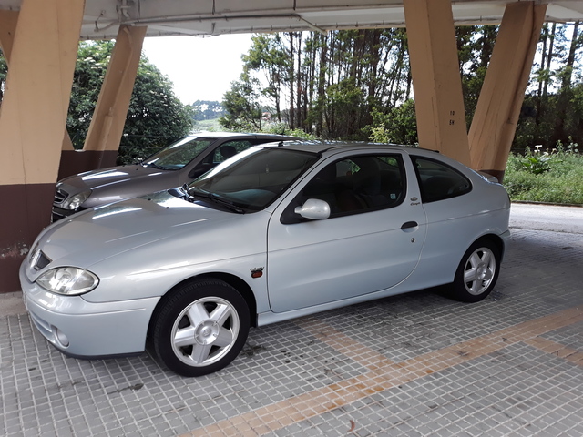 dCi TCE RS Genuino Nuevo Renault Megane Trasero insignia emblema de arranque para Mk3 2008