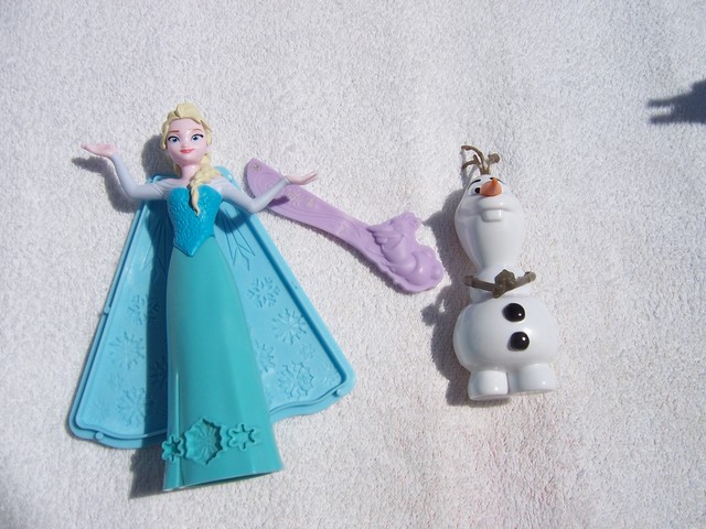 MIL ANUNCIOS.COM Elsa frozen Segunda mano y anuncios Elsa y Anna de Frozen de segunda mano por 25 € en Cerdanyola