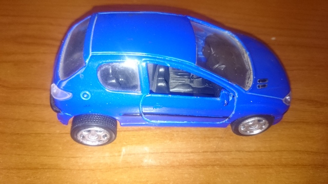 peugeot 206 juguete