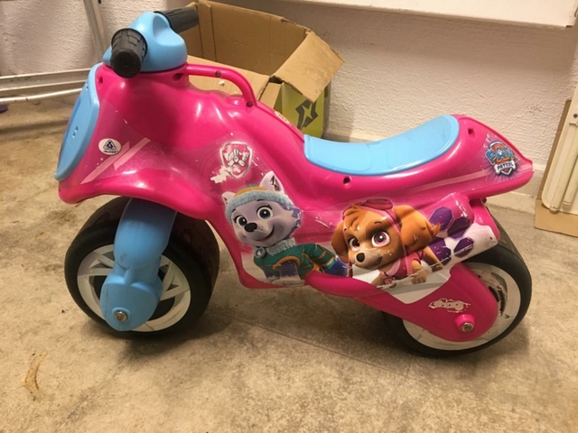 moto patrulla canina